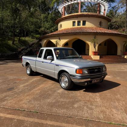 FORD RANGER 4.0 STX 4X2 CE V6 12V GASOLINA 2P MANUAL FORD RANGER 4.0 STX 4X2 CE V6 12V GASOLINA 2P MANUAL
